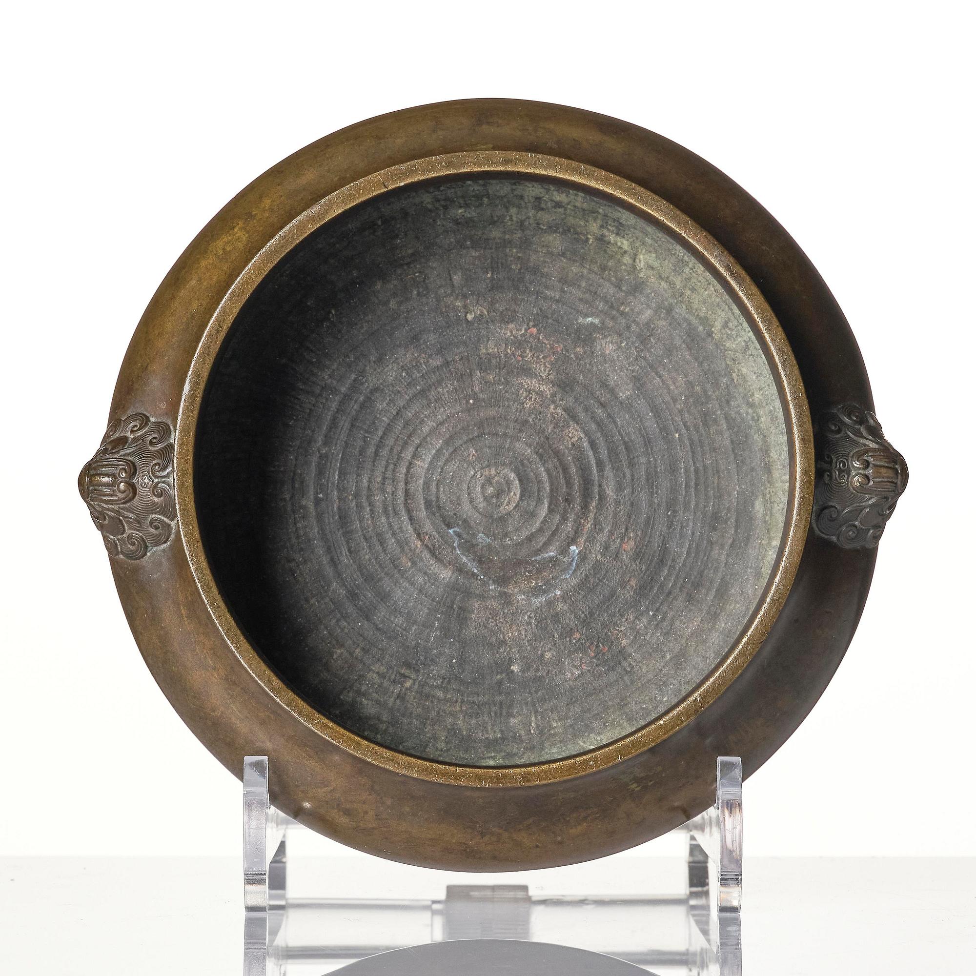 A bronze censer, Qing dynasty with Xuande mark.