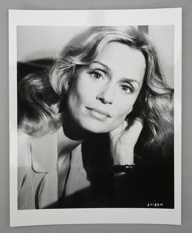 FILMMEMORABILIA, promotionfotografier, ca 100 st, från nio filmer, bl a "Women on the Edge of a Nervous Breakdown".