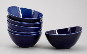 SKÅLAR, 7 st, porslin, "Blå Eld", Hertha Bengtsson, Rörstrand.