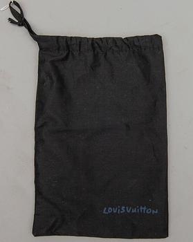 SJAL, Louis Vuitton.