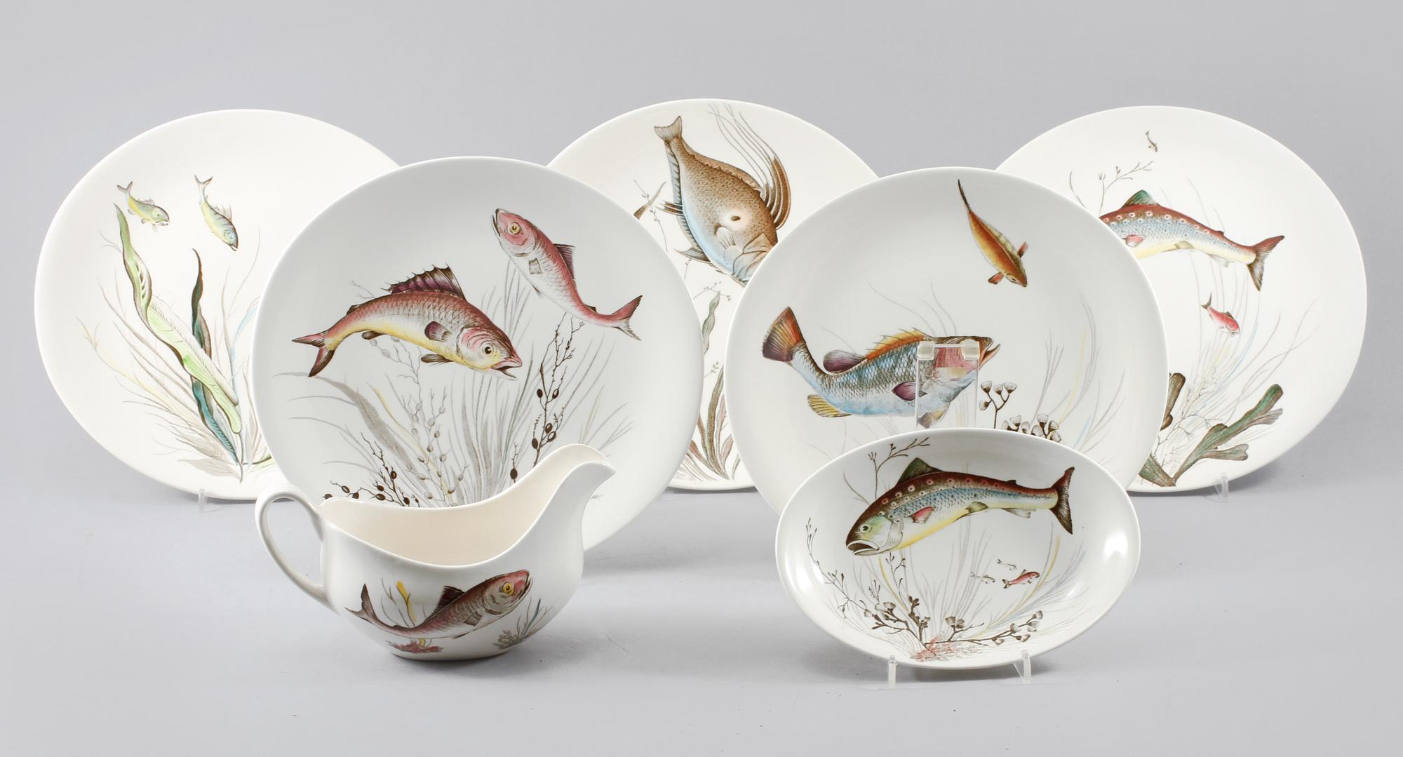 TALLRIKAR, FAT OCH SÅSSNIPA, 10 delar, "Fish", flintgods, Johnson Bros, England, 1900-talets andra hälft.