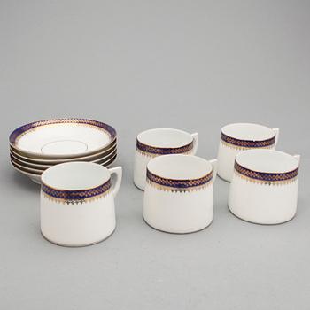 TEKOPPAR, 5 st, porslin, Francis Gardner, Moskva, Ryssland, omkring 1900.