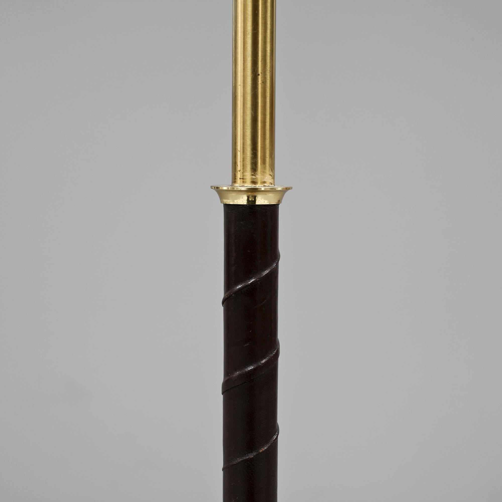 GOLVLAMPA, 1900-talets andra hälft.