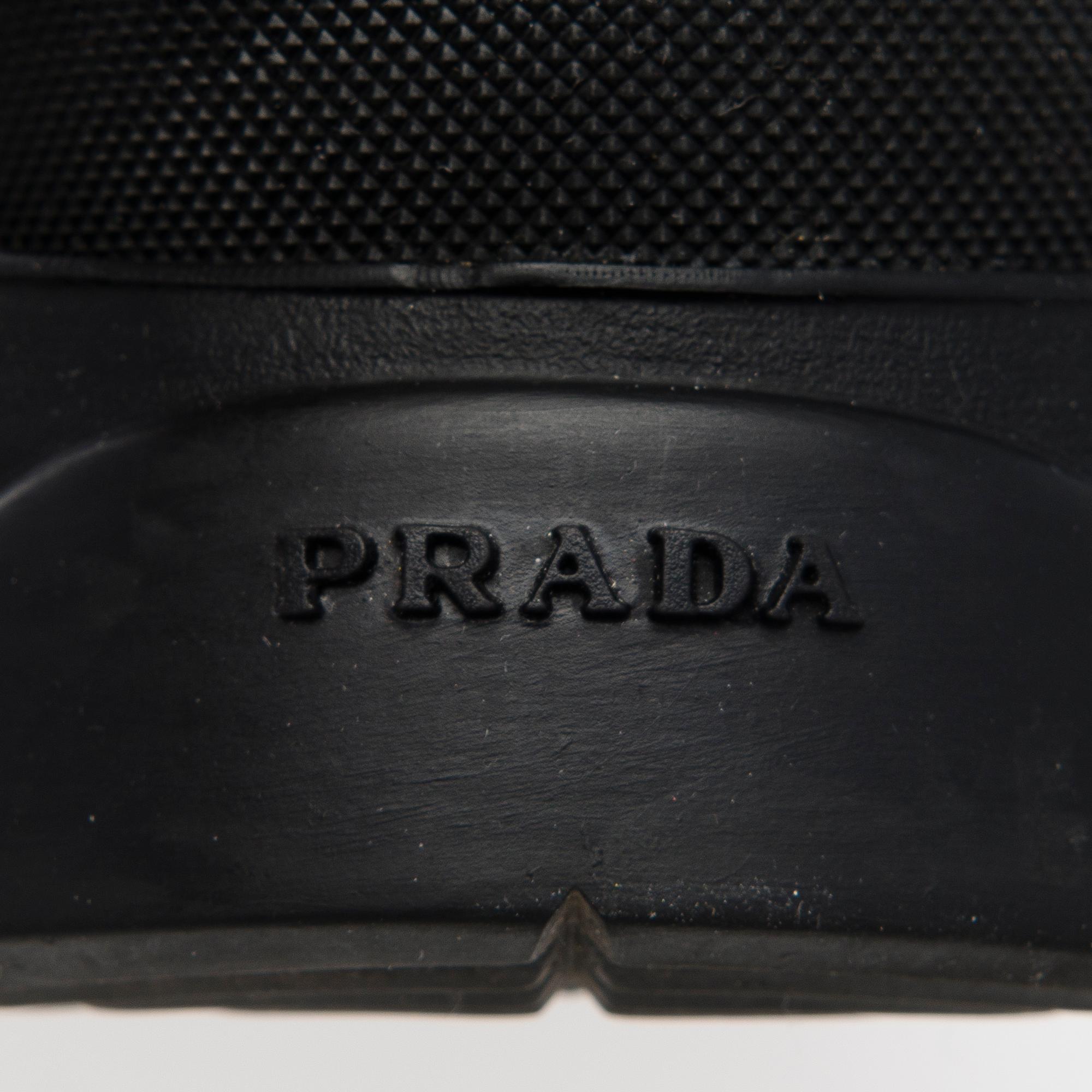 PRADA, SKOR, storlek 9.