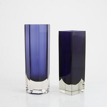 Vases, 2 pcs, glass, Nuutajärvi, Notsjö, Finland, including "Mutter", Kaj Franck.