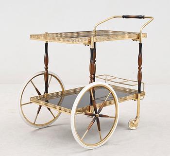 SERVERINGSVAGN. 1900-talets andra hälft.