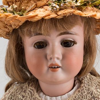 A SCHOENAU & HOFFMEISTER DOLL GERMANY, 1906.