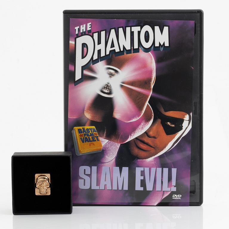 18K gold "the Phantom" ring.