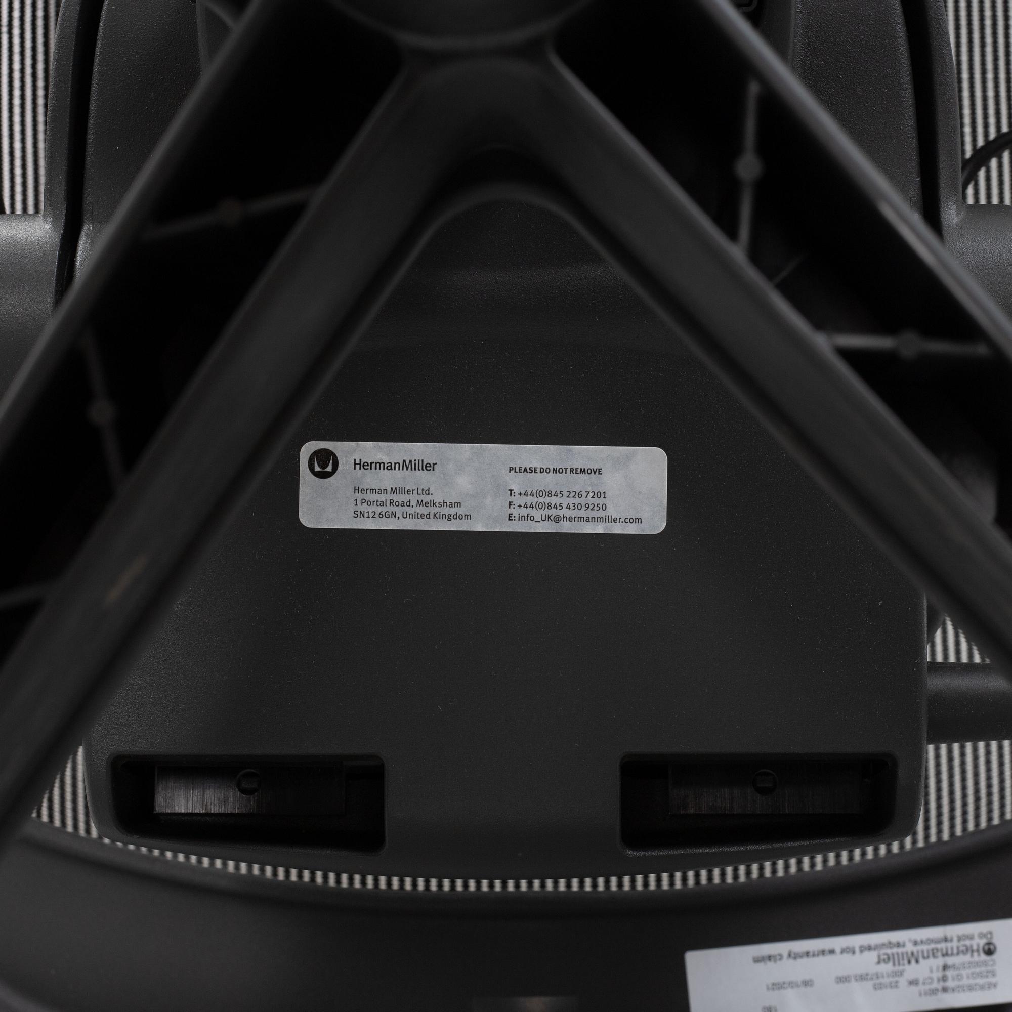 Don Chadwick/Bill Stump, skrivbordsstol, "Aeron", Herman Miller.