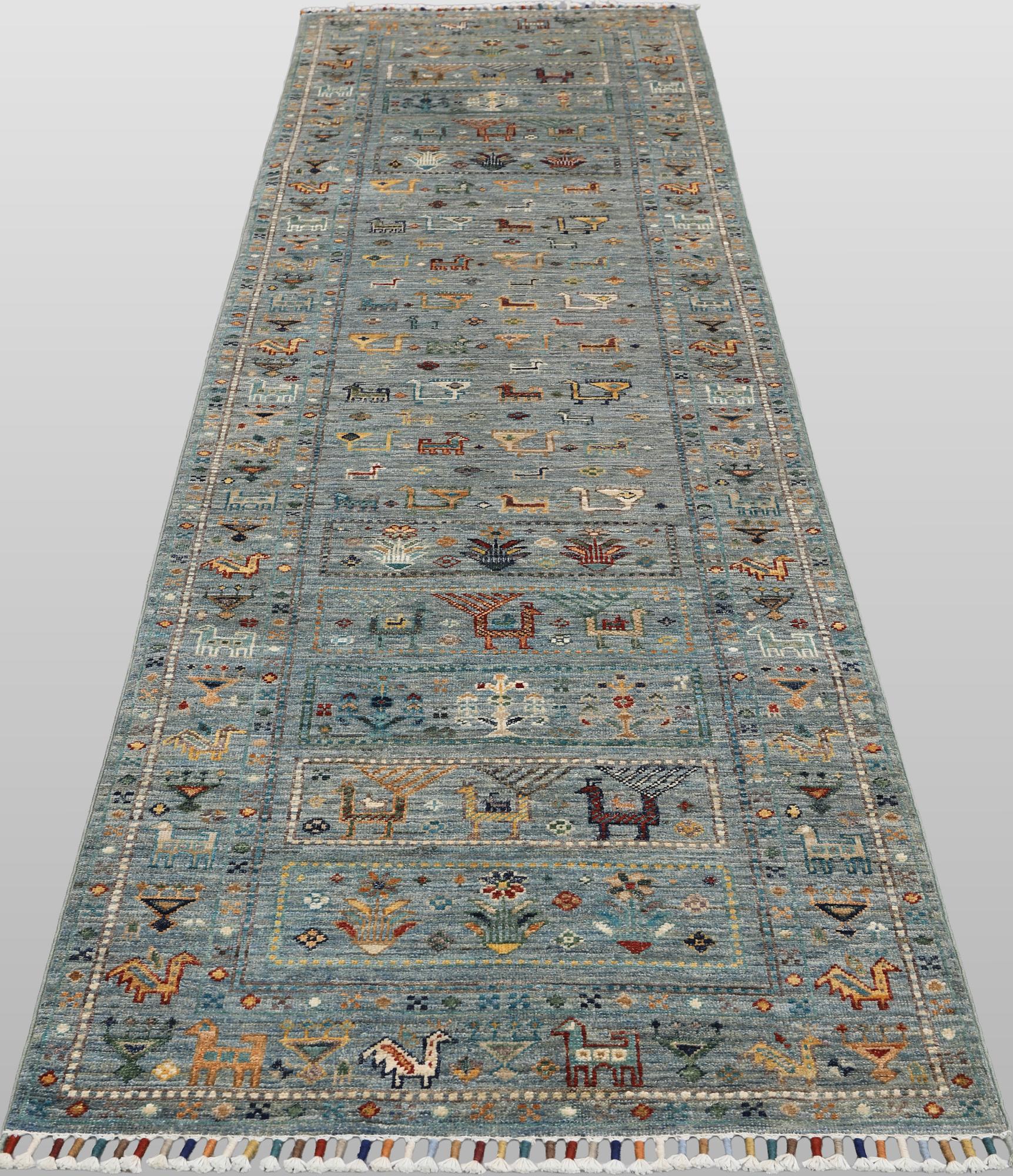 A Zigler Design runner carpet, 295 x 80 cm.