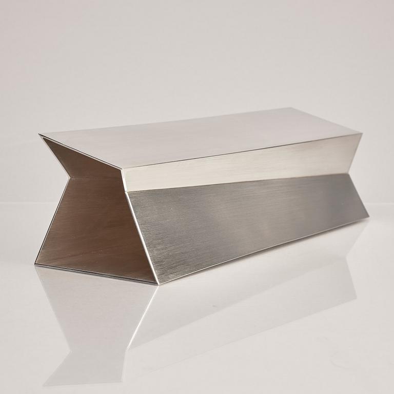 Rolf Lindståhl, vas, sterling silver, Stockholm 2008.