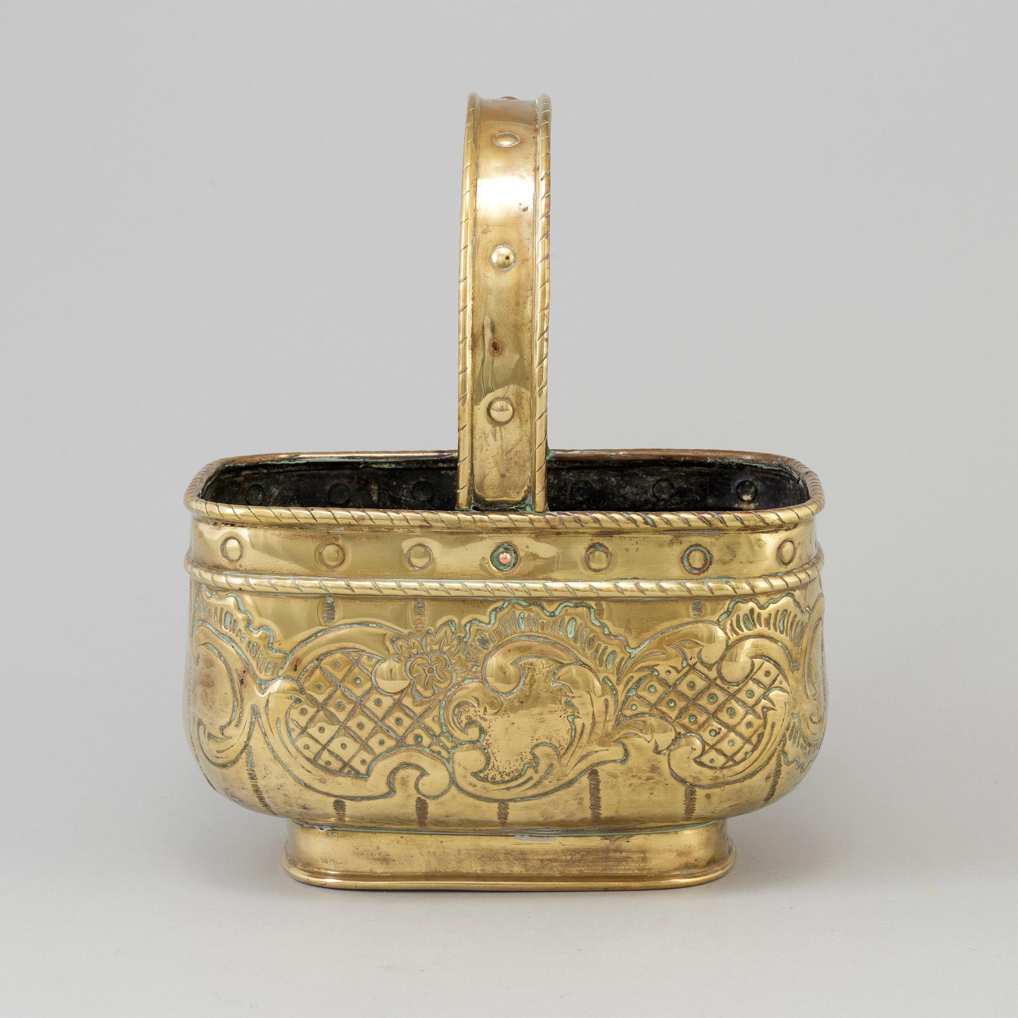 KORG, mässing, 1800-tal.