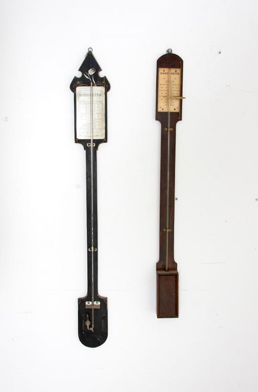 BAROMETRAR, 2 st, jugend, 1900-talets första hälft.