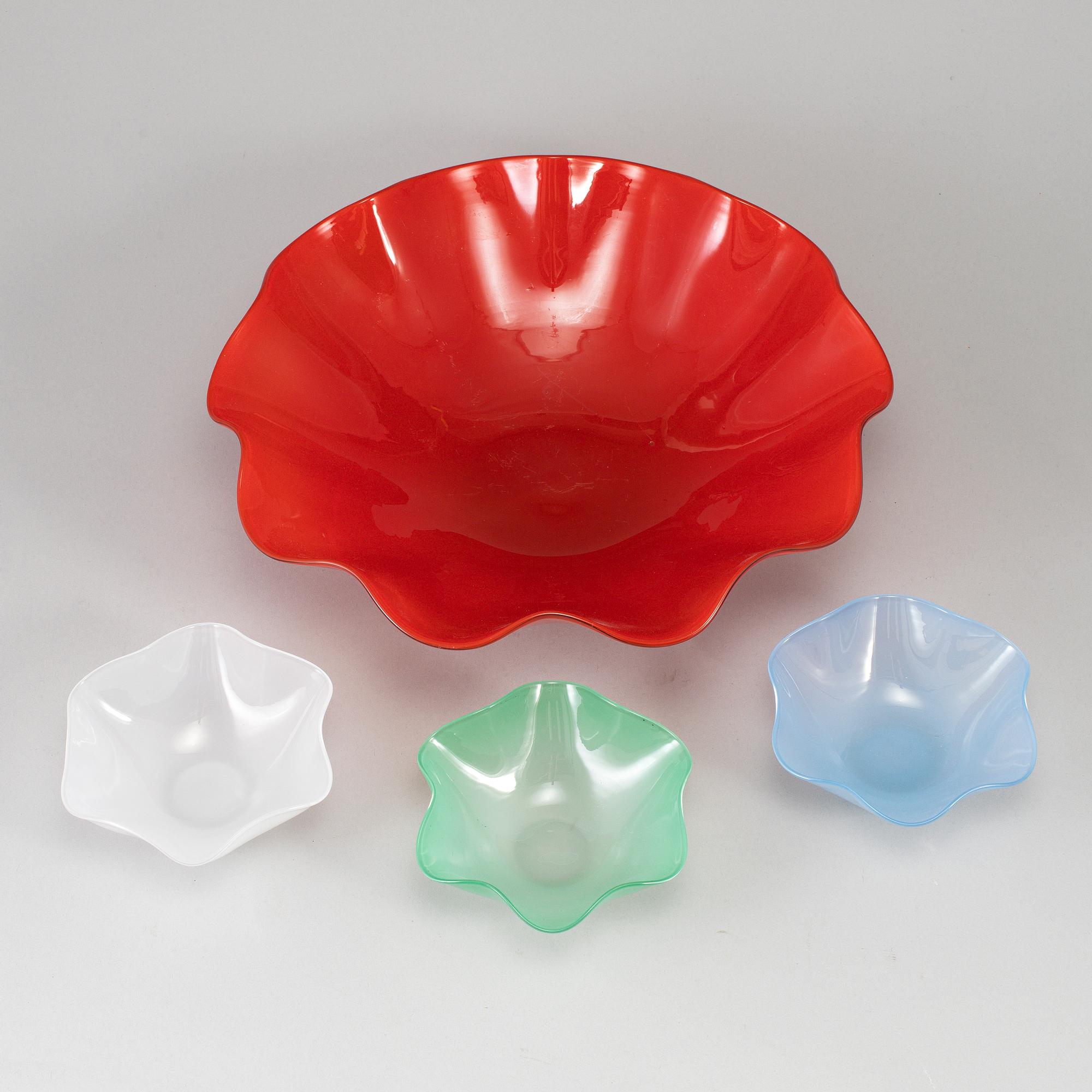 SVEN PALMQVIST, 4 glass bowls, Orrefors.