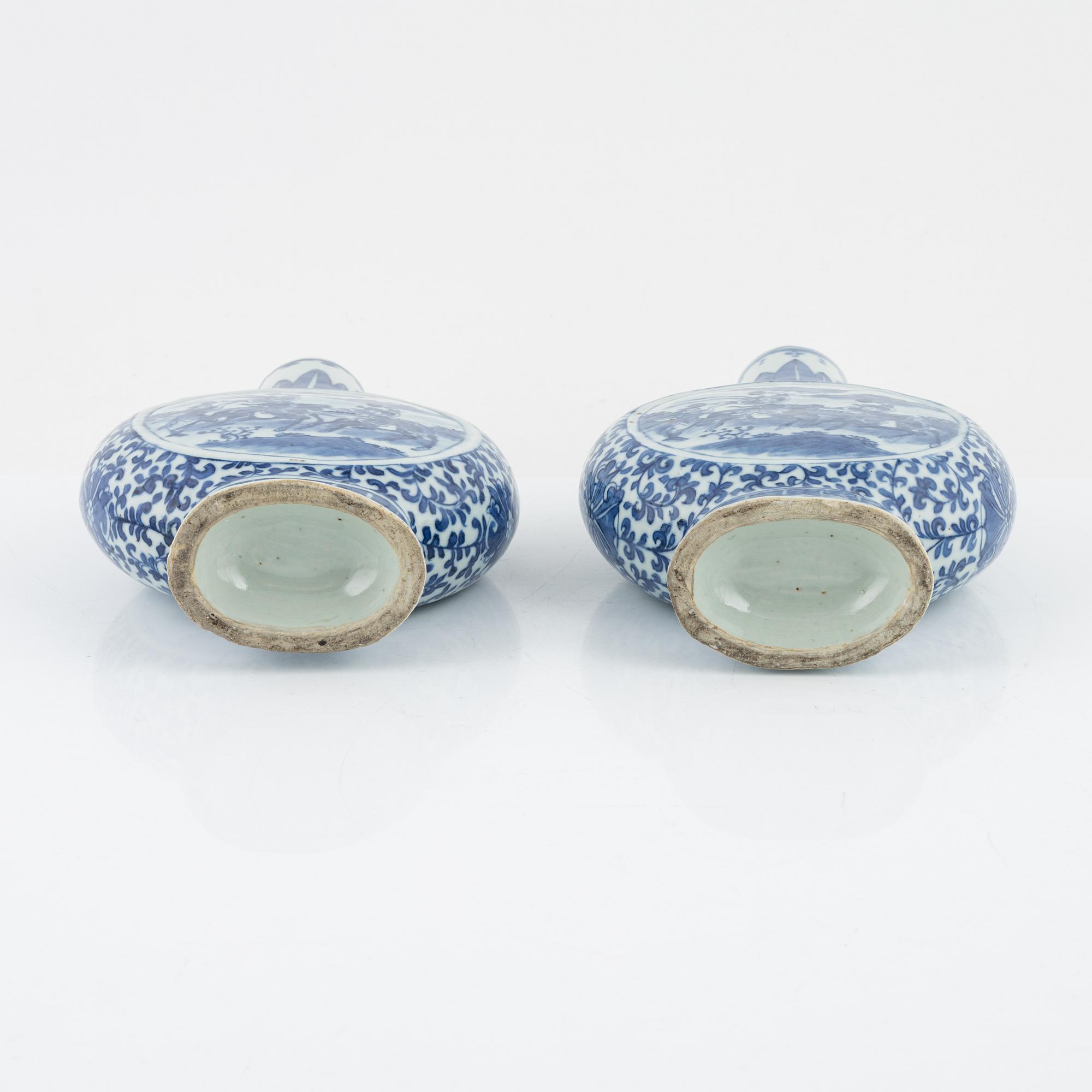 A matched pair of blue and white moon flasks, Qing dynasty, late 19th century.
