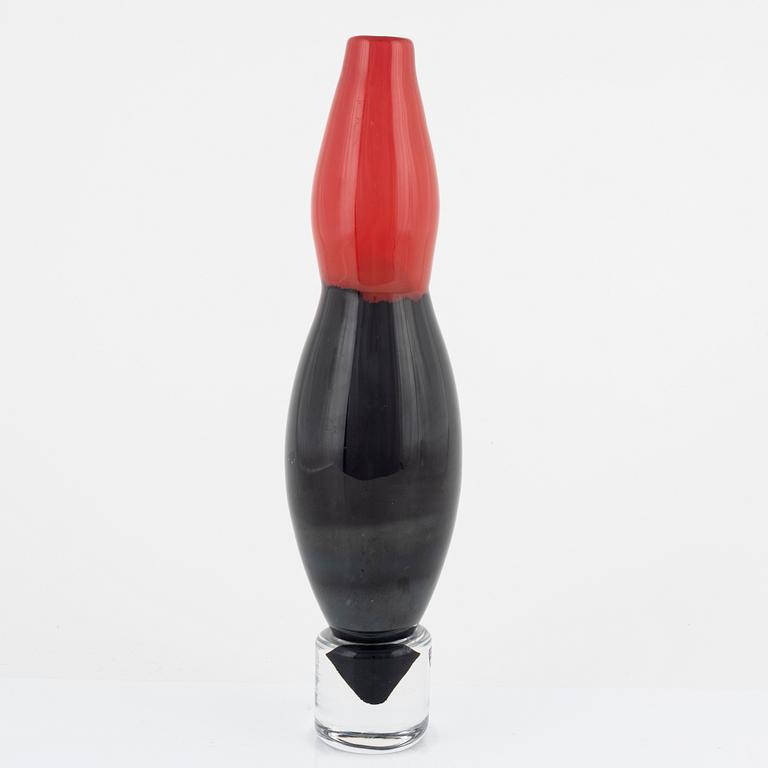 Matz Borgström, a vase, Orrefors, 1987.