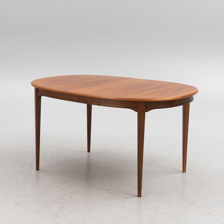 Svante Skogh, a "Vindö" dining table, second half of the 20th century.