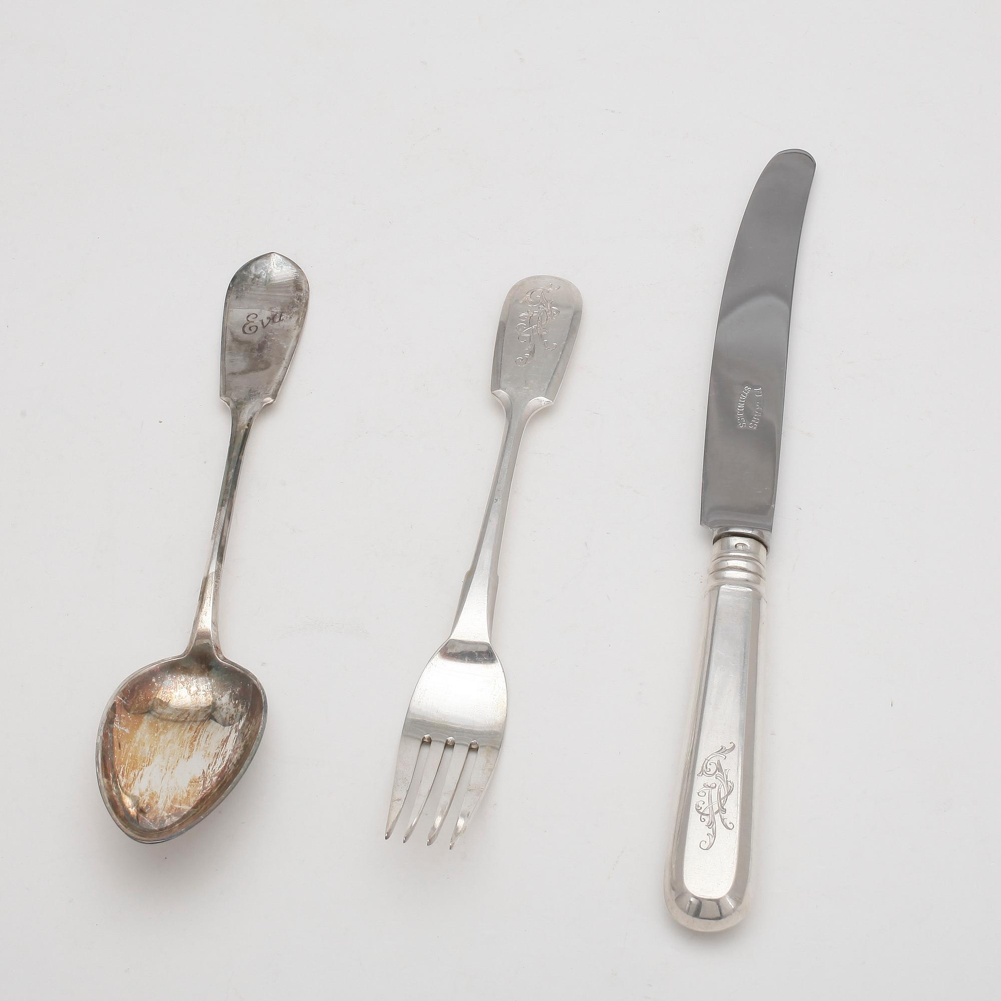 BESTICKSERVIS, 36 delar, silver, Ryssland, 1908-17. Vikt 3019 gram.