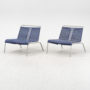 A pair of patio lounge chairs from Classic Garden, late 20th Century.