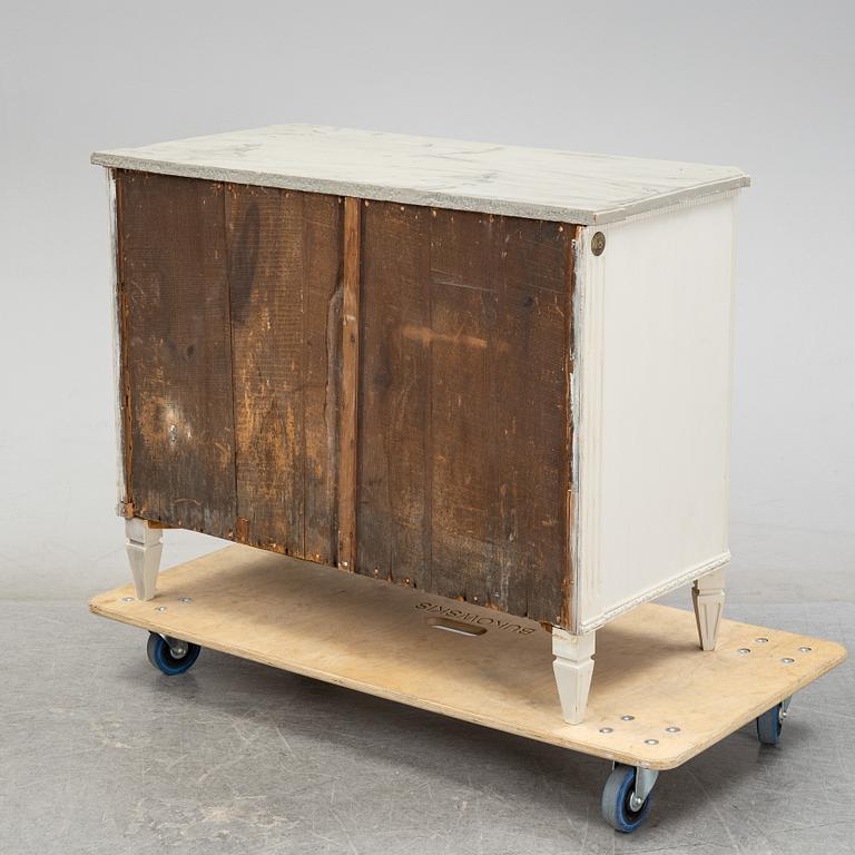A painted Swedish late Gustavian-style chest of drawers, 19th century.