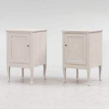 A pair of bedside tables, first half of the 20th Century.