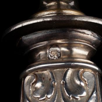 FÅRFIOLSBESTICK, silver samt stål, Paris ca 1900.