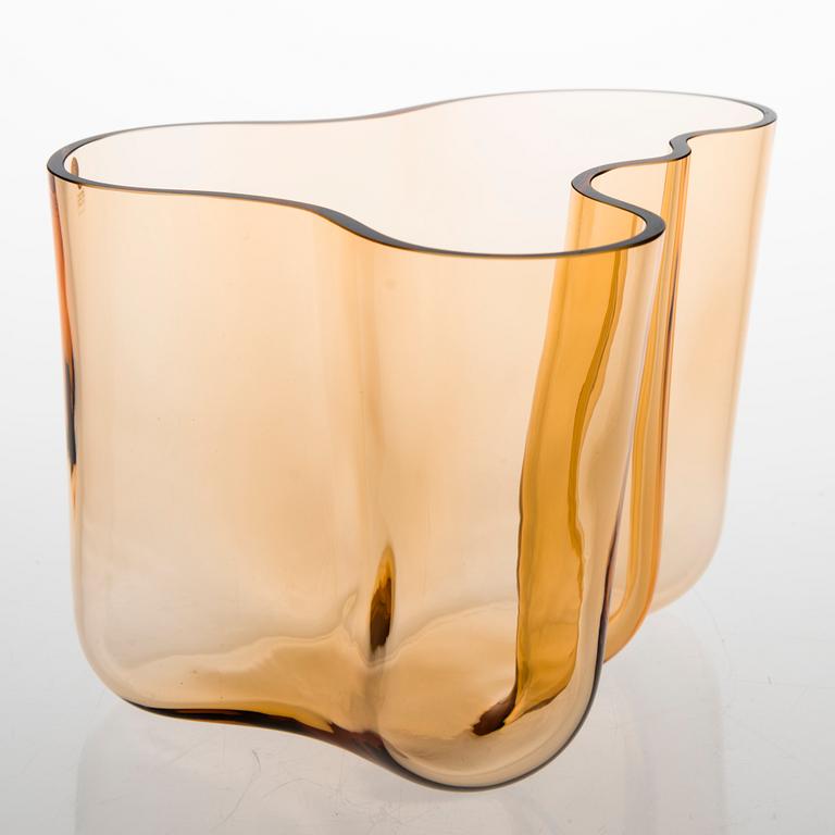 ALVAR AALTO, MALJAKKO, lasia, "Savoy 3030", sign. Alvar Aalto Iittala 1936-1996.