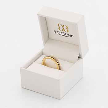 Rensch Nielsen. 18K gold and brilliant cut diamond ring.