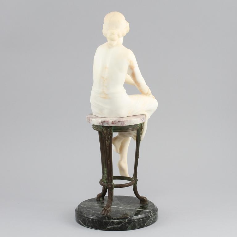 SKULPTUR, alabaster, omkring sekelskiftet 1900.