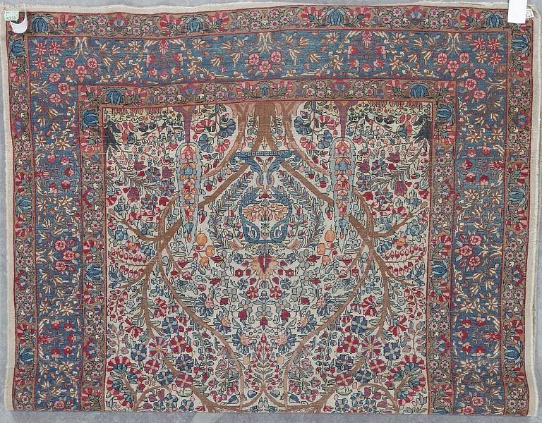 MATTA, old/semiantik, sannolikt Kirman, ca 211x136 cm.