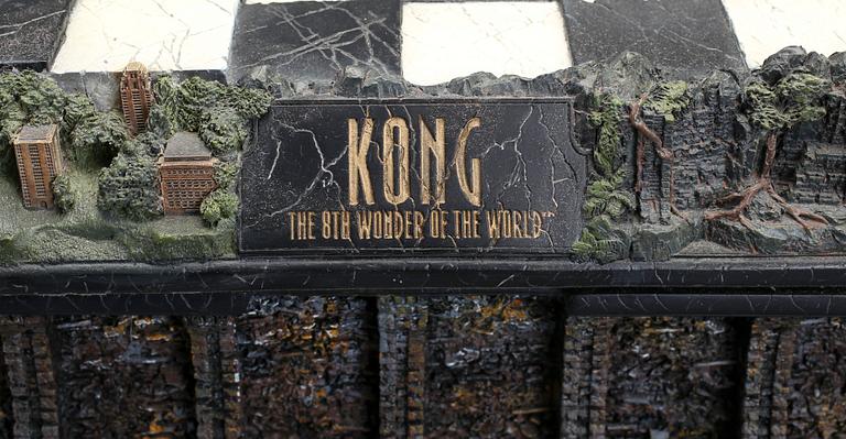 SCHACKSPEL, Weta workshop's..., 2005. Numrerad 510/1500.