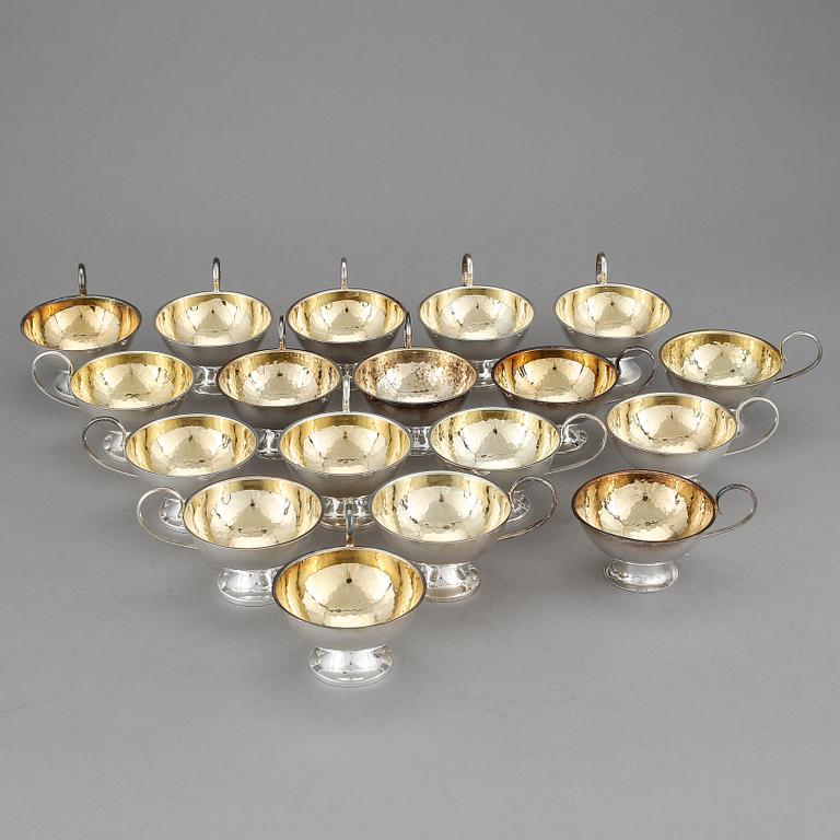 PUNSCHMUGGAR, 18 st, silver, Ceson, BEFA och GAB,  1968-85. Vikt 585 g.