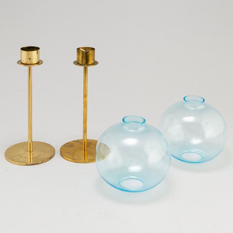 HANS-AGNE JAKOBSSON, a pair of brass and glass candle holders, Markaryd.