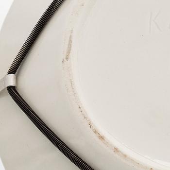 Birger Kaipiainen, dekorationstallrik,stengods, signerad Kaipiainen Arabia.