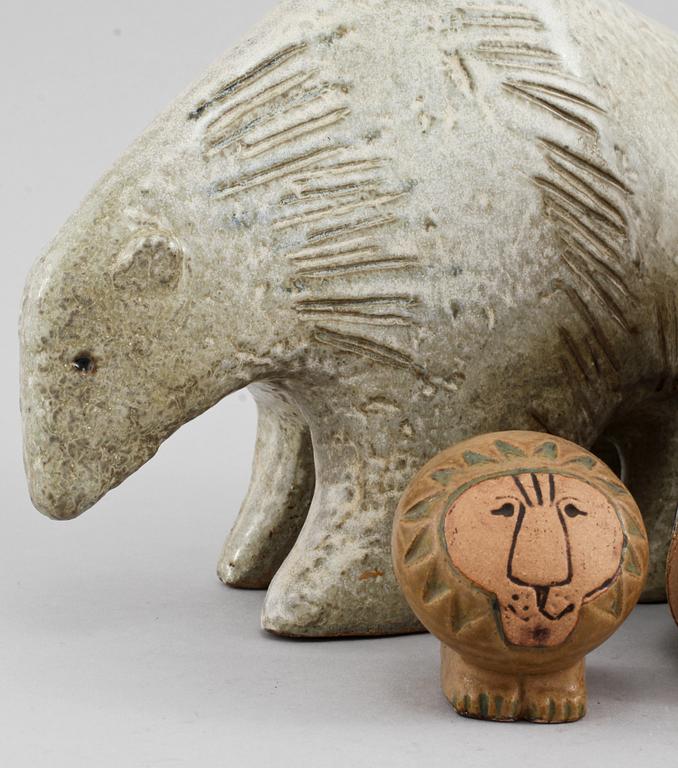 FIGURINER, 4 st, stengods, Lisa Larson, Gustavsberg, 1900-talets andra hälft.