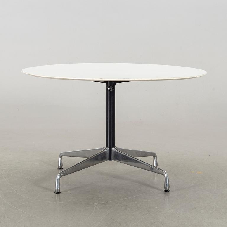 CHARLES & RAY EAMES, bord, Vitra, etikettmärkt.