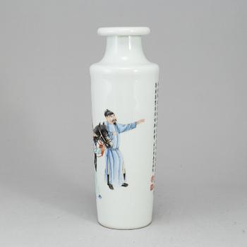 VAS, porslin. Kina, 2000-tal.