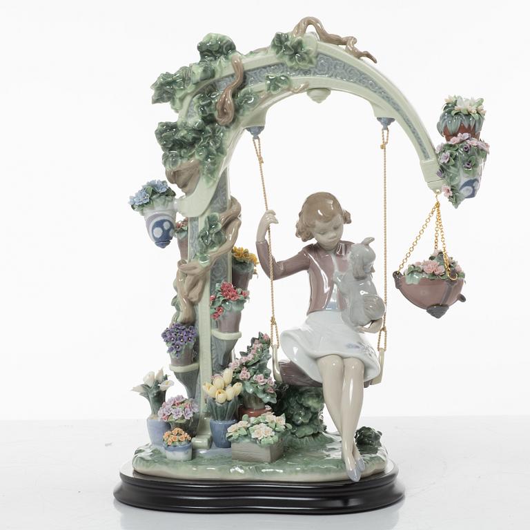 Juan Carlos Ferri Herrero, figurin, "Swing into spring", Lladró, Spanien, 2007 - 2011.