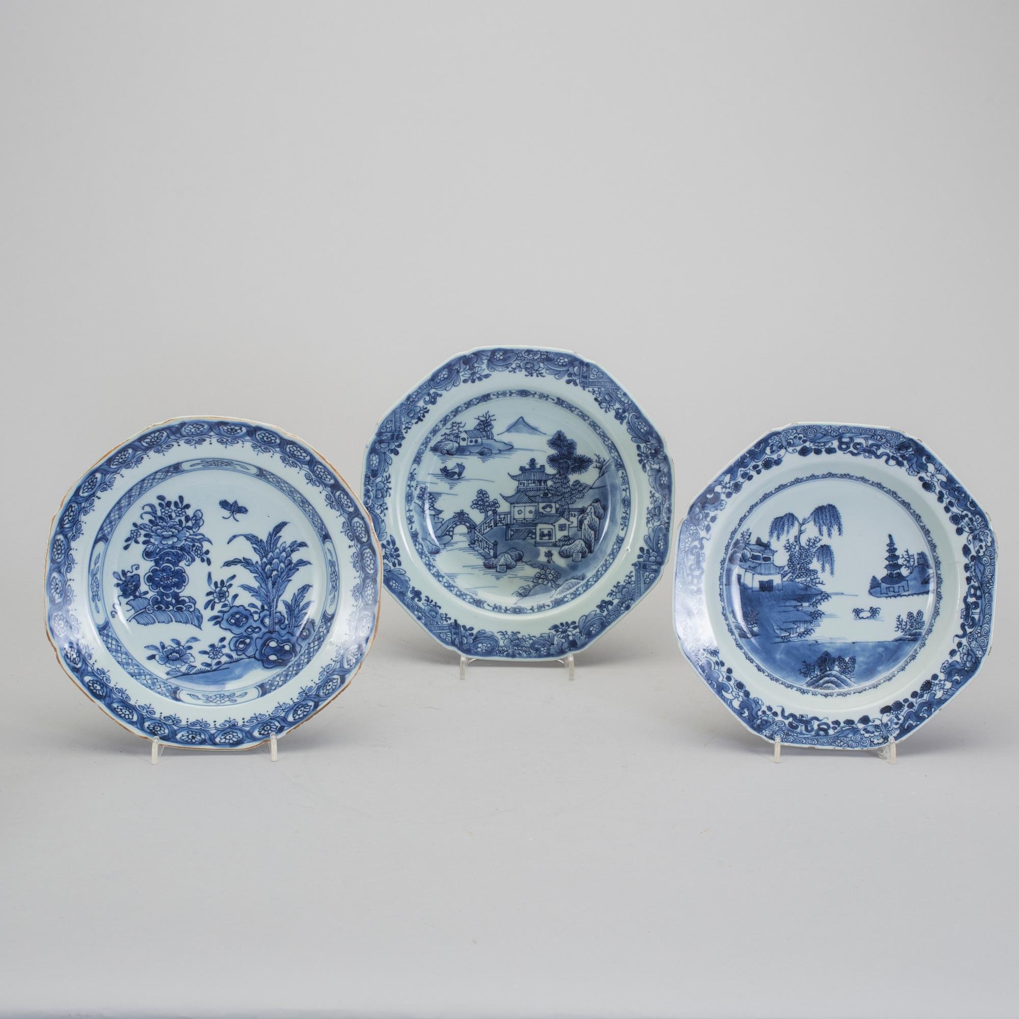 TALLRIKAR, 6 st, porslin, Qingdynastin, Qianlong (1736-95).