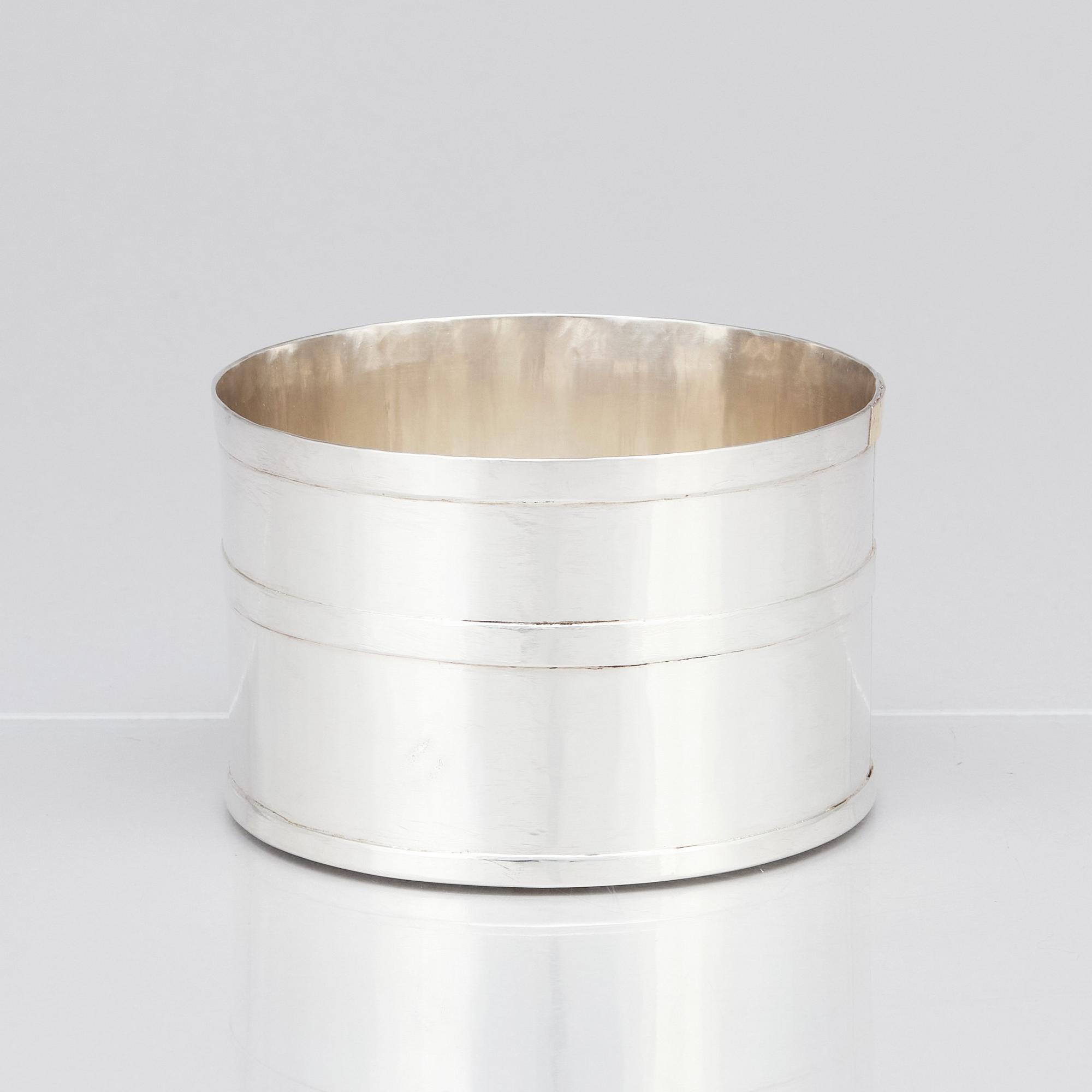 Birger Haglund, skål, Stockholm, 1984, sterling silver.