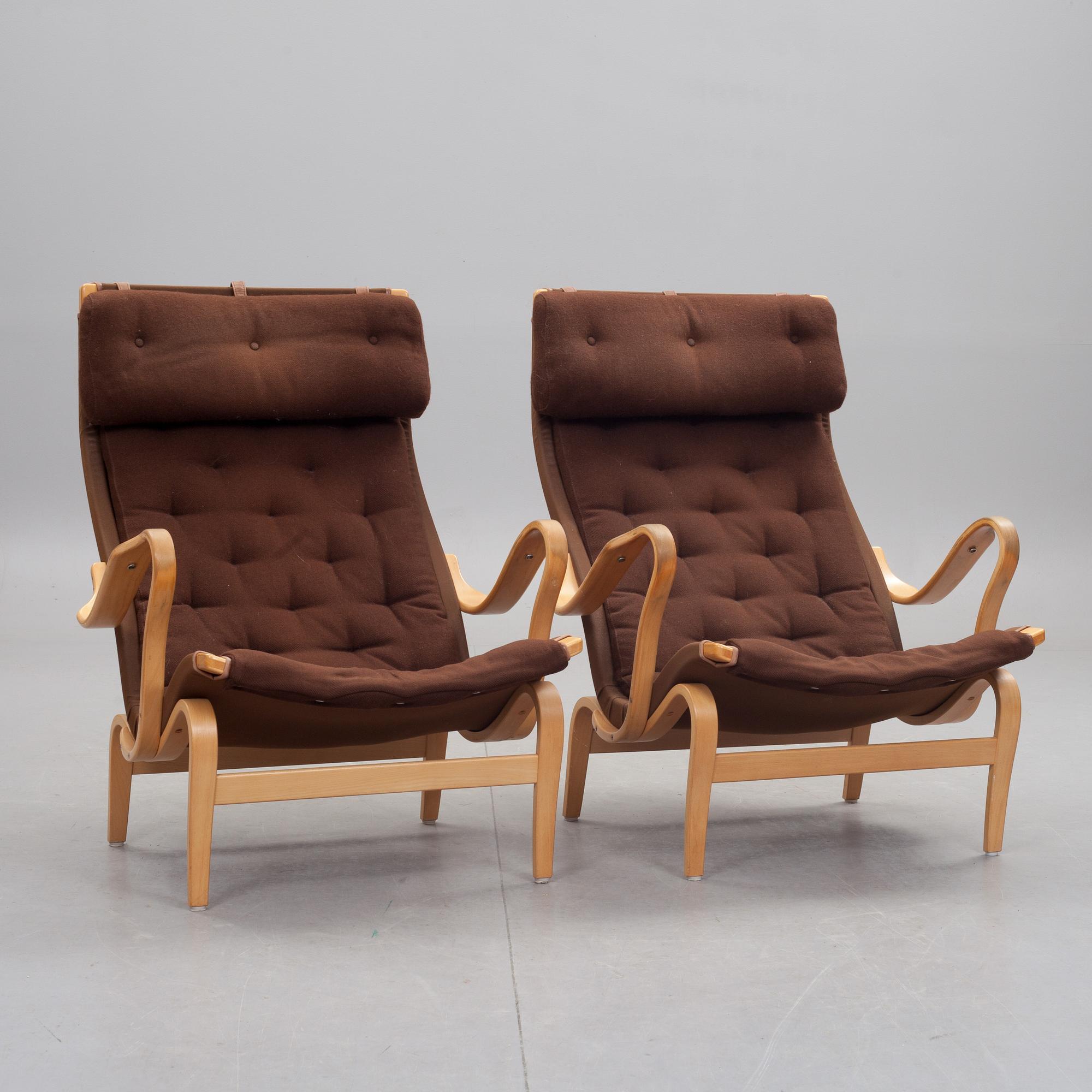 FÅTÖLJER, ett par. Bruno Mathsson för Dux "Pernilla".