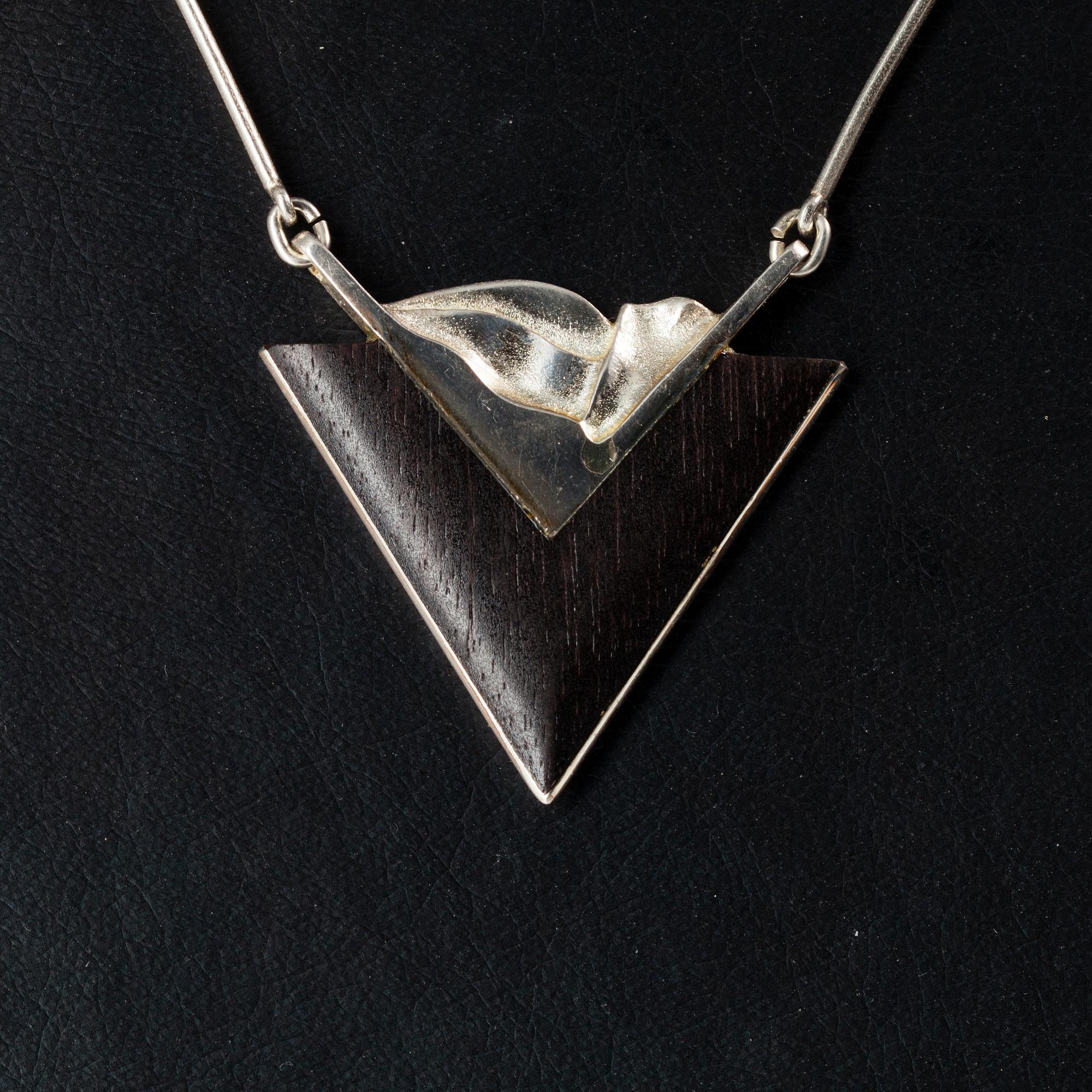 HÄNGSMYCKE, sterling silver, ebenholts, Zoltan Popovits, Lapponia 2008.