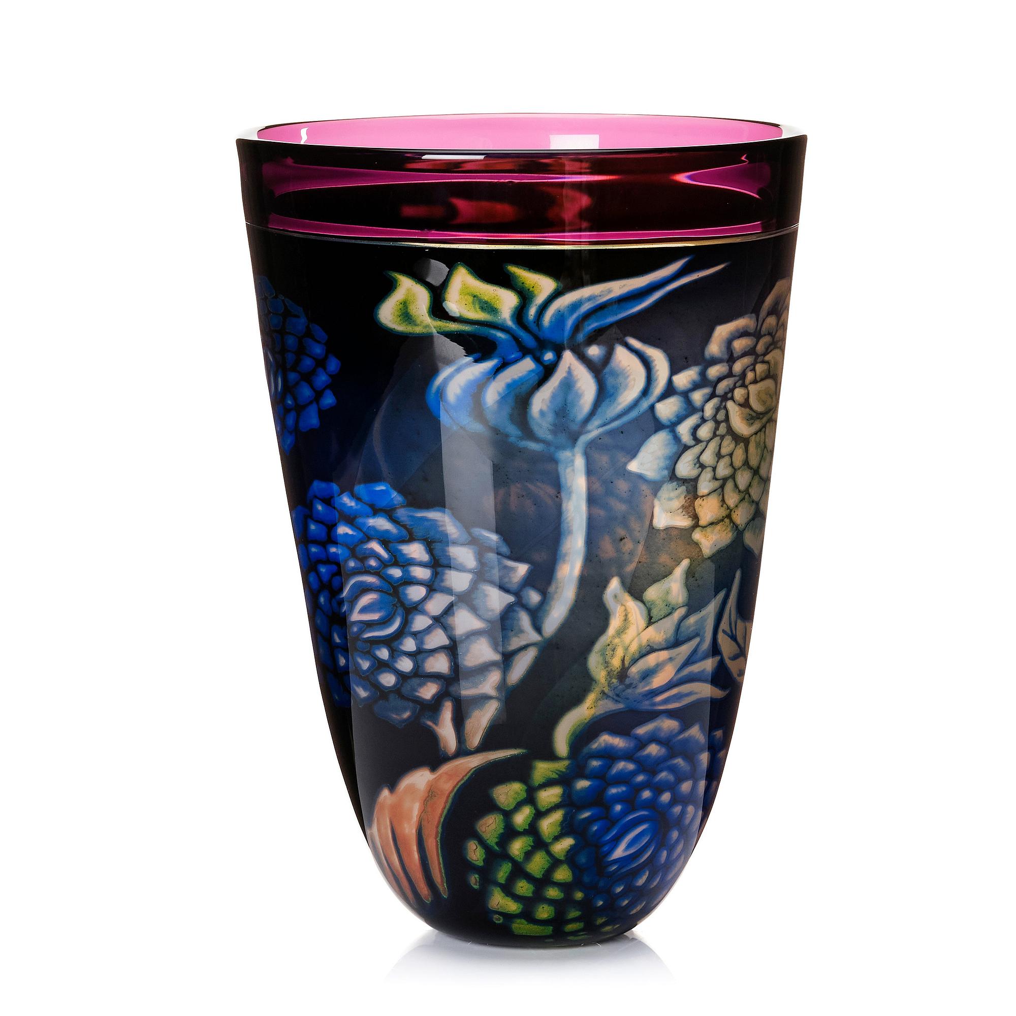Eva Englund, a 'graal' glass vase, Orrefors, Sweden 1989.