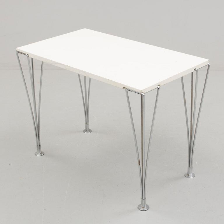 BORD, Bruno Mathsson och Piet Hein för Fritz Hansen, Danmark.