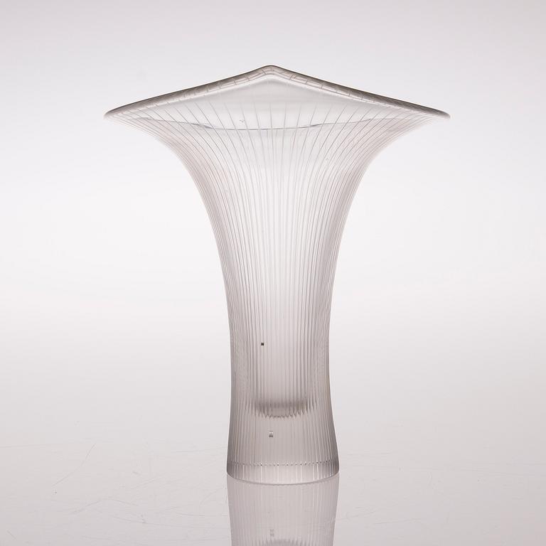 TAPIO WIRKKALA, vas, "Kantarell", signerad Tapio Wirkkala, Iittala. 1957.
