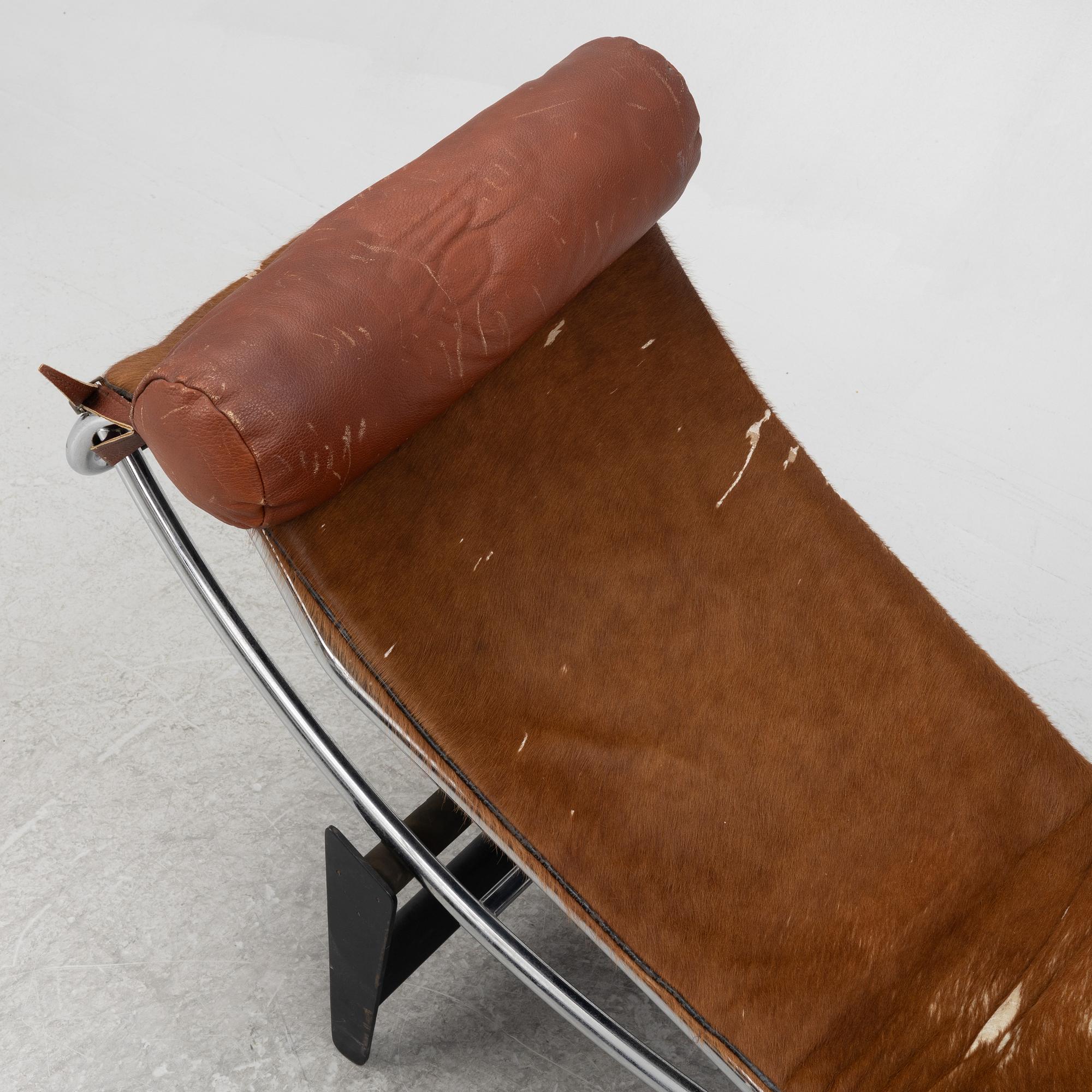 Le Corbusier, Pierre Jeanneret, Charlotte Perriand, vilstol, "LC4", Cassina, Italien, modellen formgiven 1928.