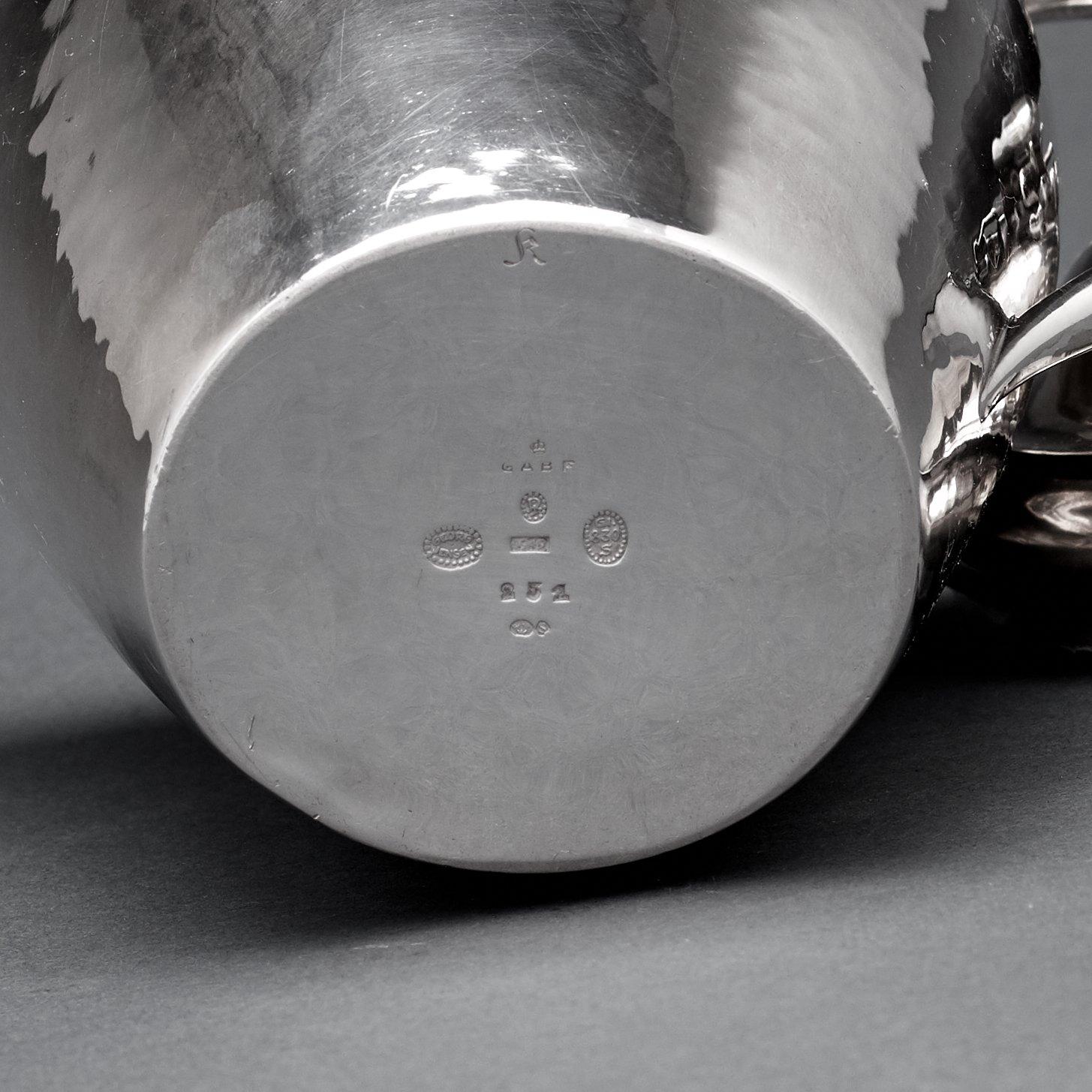 kaffekanna, Köpenhamn 1919, 830/1000 silver, designnr 251.
