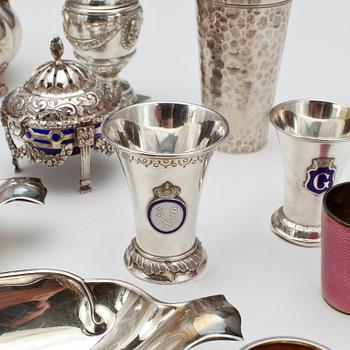 PARTI SILVER, 24 delar, bland annat  A.G Dufva, Stockholm, 1913. Total vikt ca 1758g.