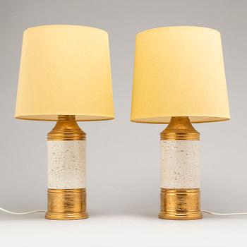 BORDSLAMPOR, ett par, lergods. Bergboms, Bitossi, Italien, 1900-talets andra hälft.