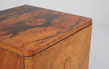 SKÅP, art deco, mellaneuropa, 1930-tal.